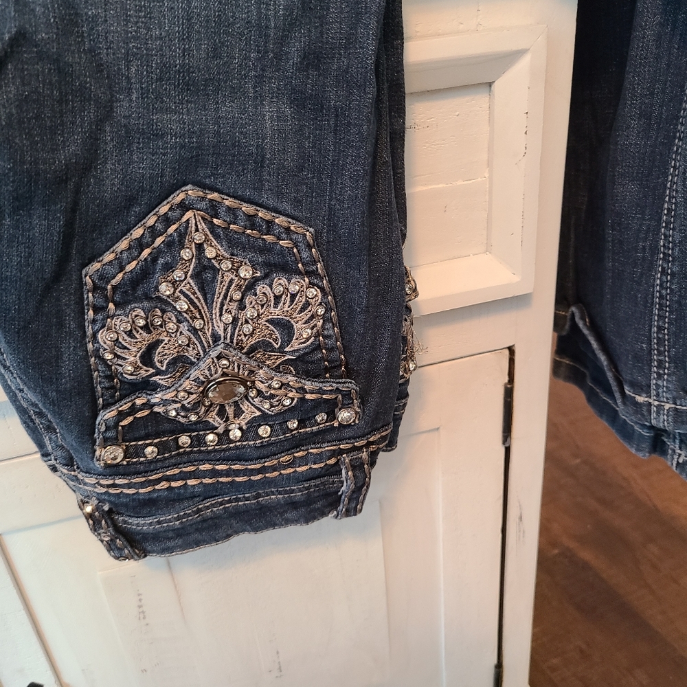LA Idol Jeans- Stretch butt hugging-size 3 - Picture 4 of 8